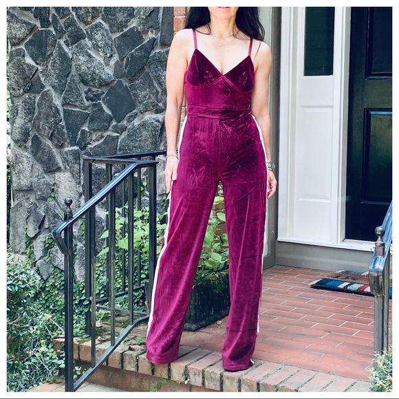 #07 FABULOUS VELVET WIDE LEG JUMPSUIT WITH SIDE DETAIL - Picture 12 of 13